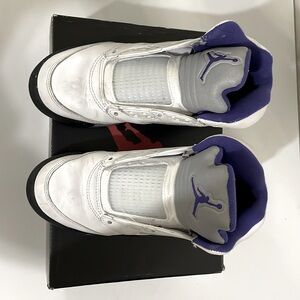 Air Jordan 5 Retro - Concord
ORIGINAL BOX INCLUDED